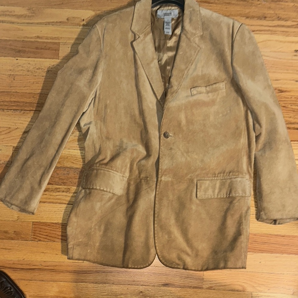Claiborne ‘Luxe’ Suede Blazer
Size 42R